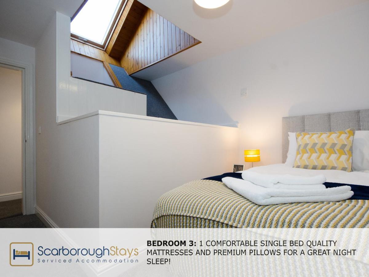 Hibernia Place, 3 Bedroom Townhouse With Patio & Seating Area - Free Parking Scarborough Exterior photo
